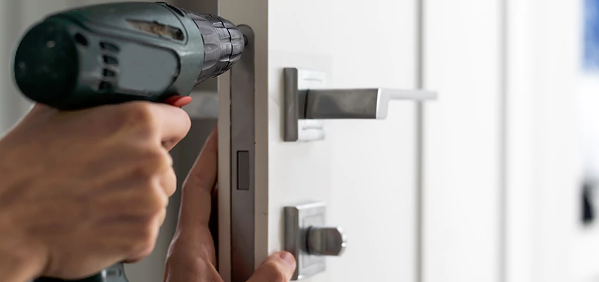 Locksmith For Lock Replacement Near Me in Apopka, FL