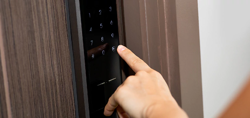 Smart Electric Locks Replacement Services in Apopka, FL