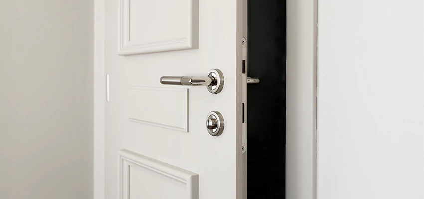 Folding Bathroom Door With Lock Solutions in Apopka, FL